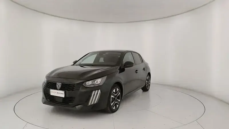 Usata Peugeot 208 Allure 101 CV (74 kW) 2025 Utilitaria