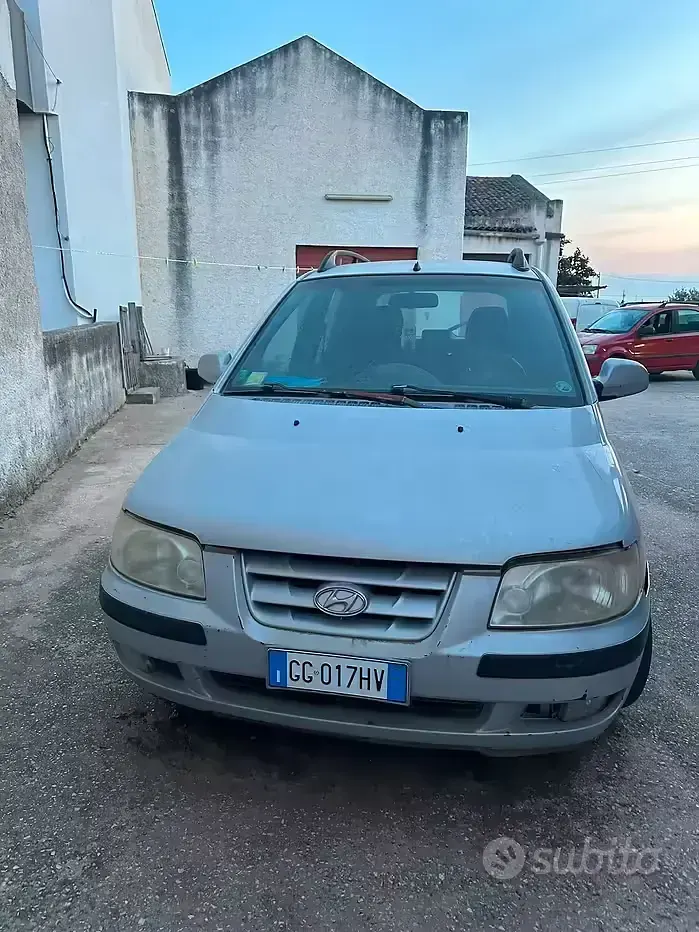 Usata Hyundai Matrix 103 CV (75 kW) 2003 Grigio Monovolume
