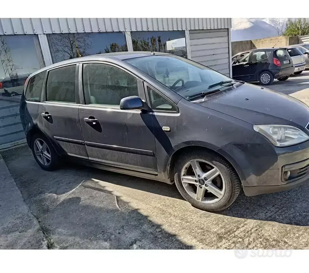Begagnad Ford C-MAX 90 HK (66 kW) 2007 Grå Minibuss