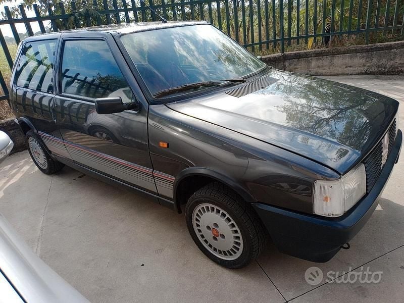 Usata Fiat Uno 105 CV (77 kW) 1985 Grigio Utilitaria