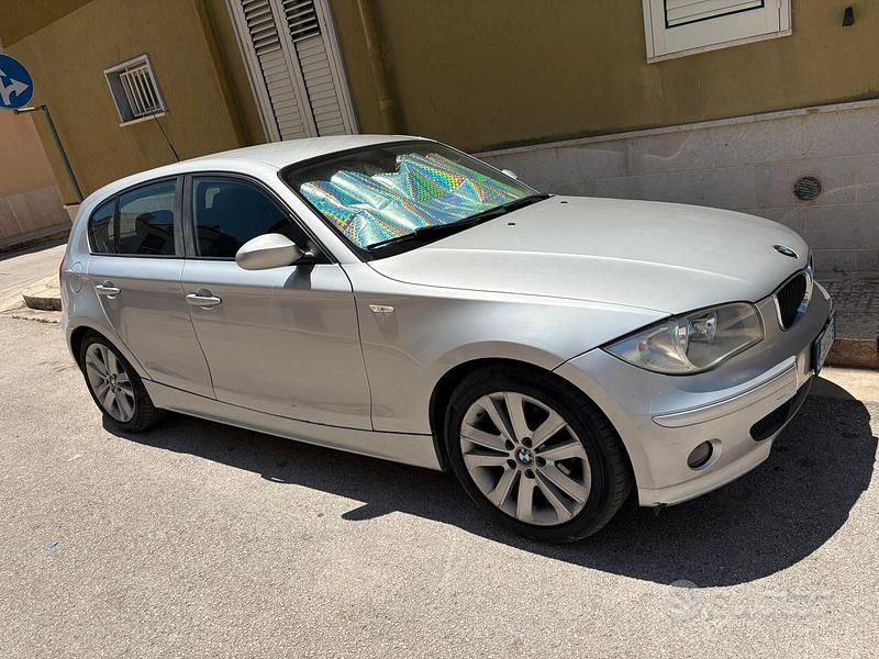 Usata BMW 118 122 CV (89 kW) 2006 Utilitaria