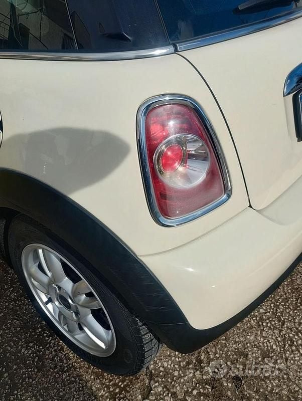 Usata Mini Cooper 2012 Bianco Utilitaria