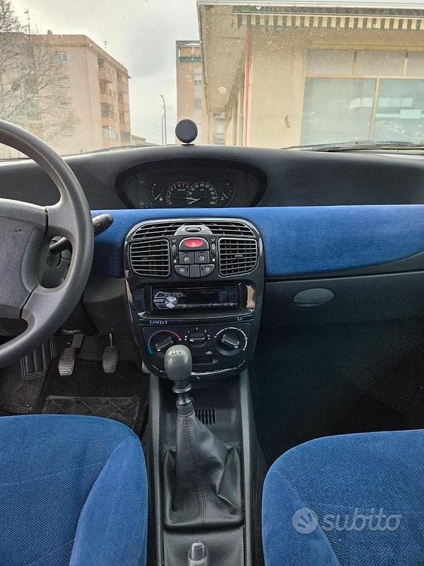 Usata Lancia Ypsilon 2001 Grigio Utilitaria