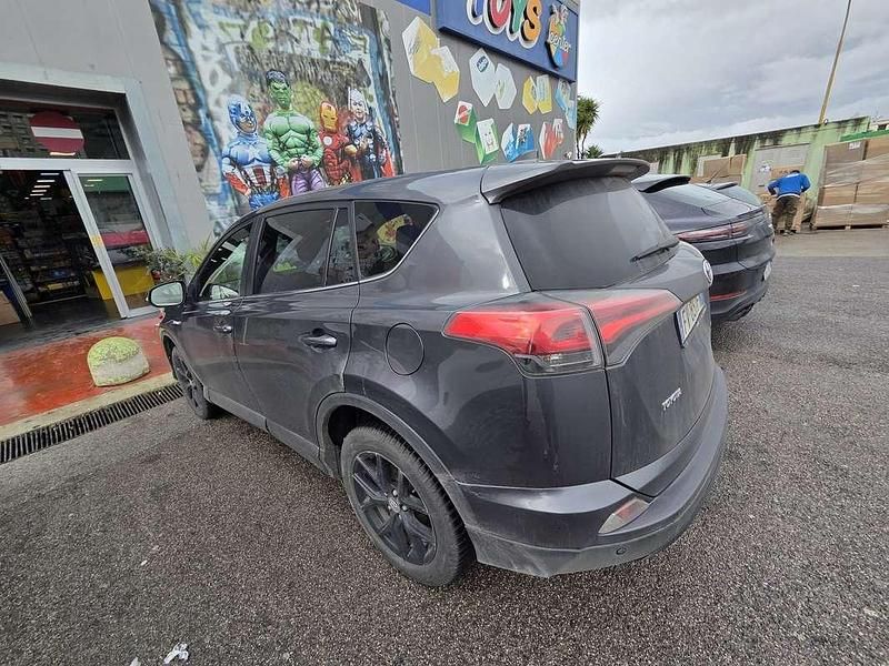 Second-hand Toyota RAV4 Hybrid 155 CP (114 kW) 2019 SUV