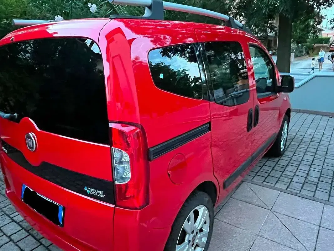 Usata Fiat Qubo Dynamic 77 CV (56 kW) 2016 Rosso Monovolume