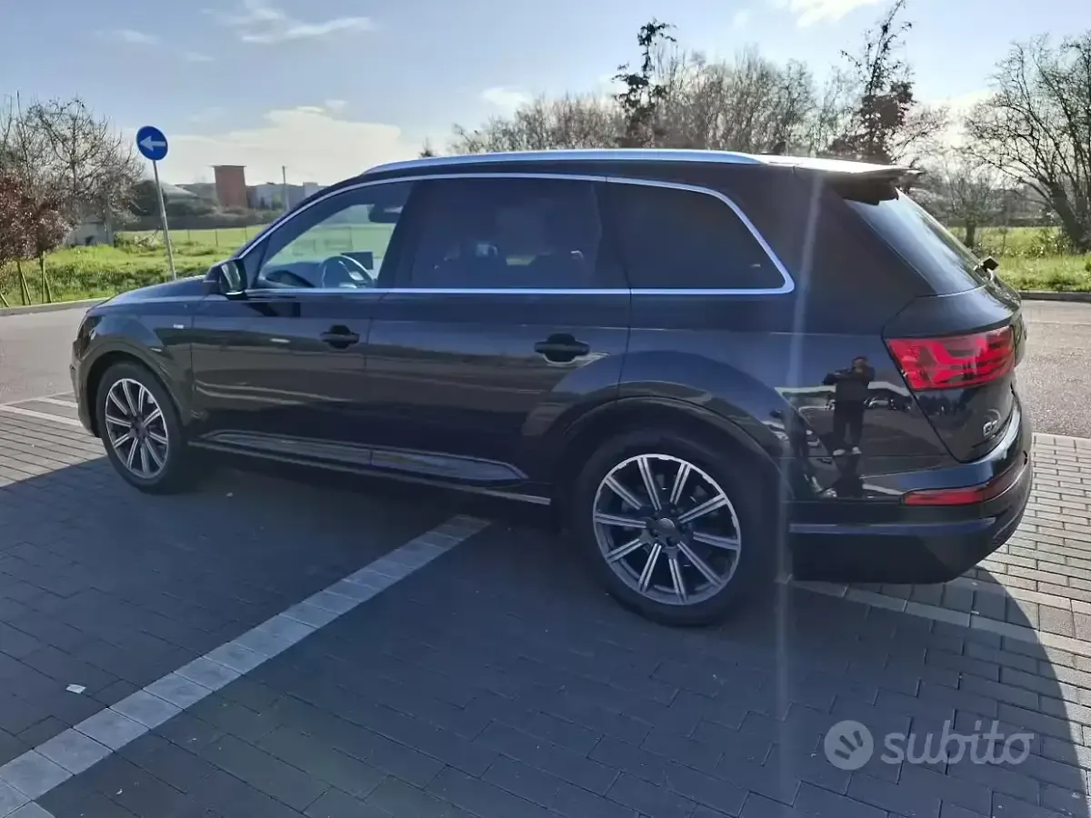 Usata Audi Q7 S-Line 272 CV (200 kW) 2015 Nero SUV