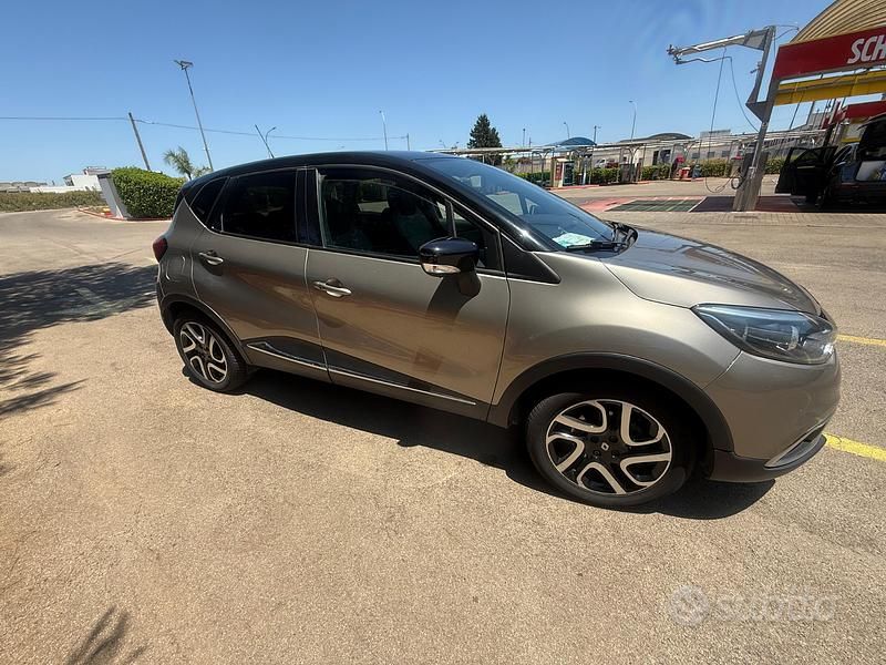 Usata Renault Captur 90 CV (66 kW) 2014 SUV