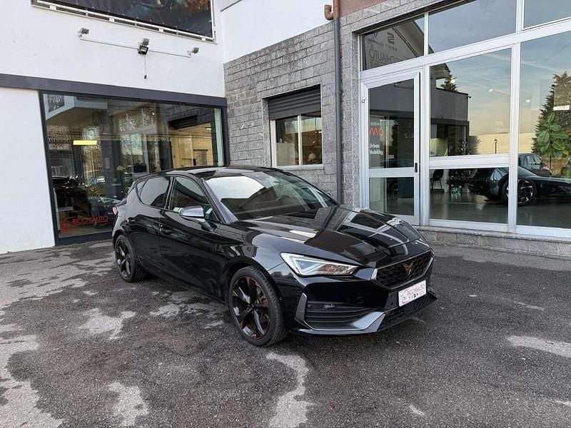 Nero Usata 2022 Cupra Leon Tre volumi | 24.900 € (Ottimo prezzo) - Immagine 1/4