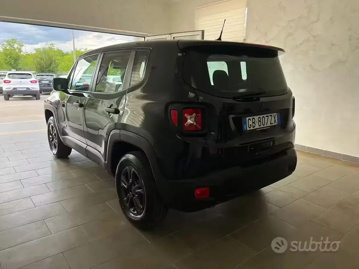 Usata Jeep Renegade Limited 140 CV (102 kW) 2020 Blu SUV