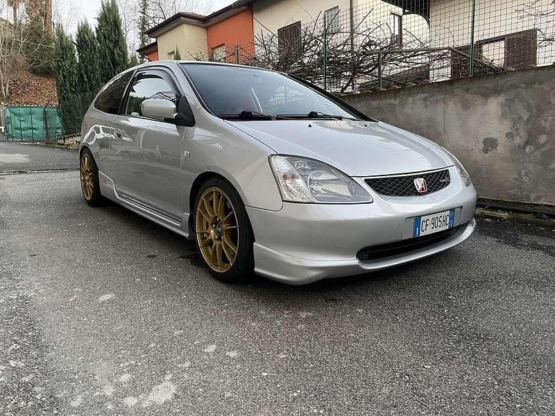 Usata Honda Civic Type R 200 CV (147 kW) 2003 Berlina