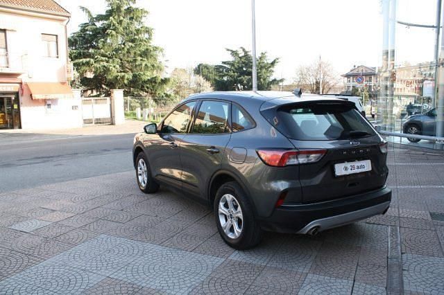 Usata Ford Kuga 225 CV (165 kW) 2021 Grigio SUV