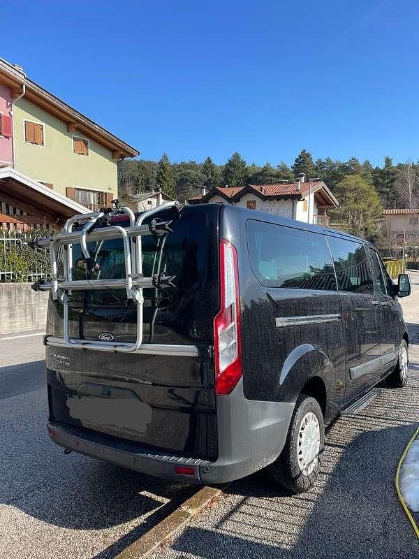 Begagnad Ford Transit Custom Titanium 155 HK (114 kW) 2015 Svart Van