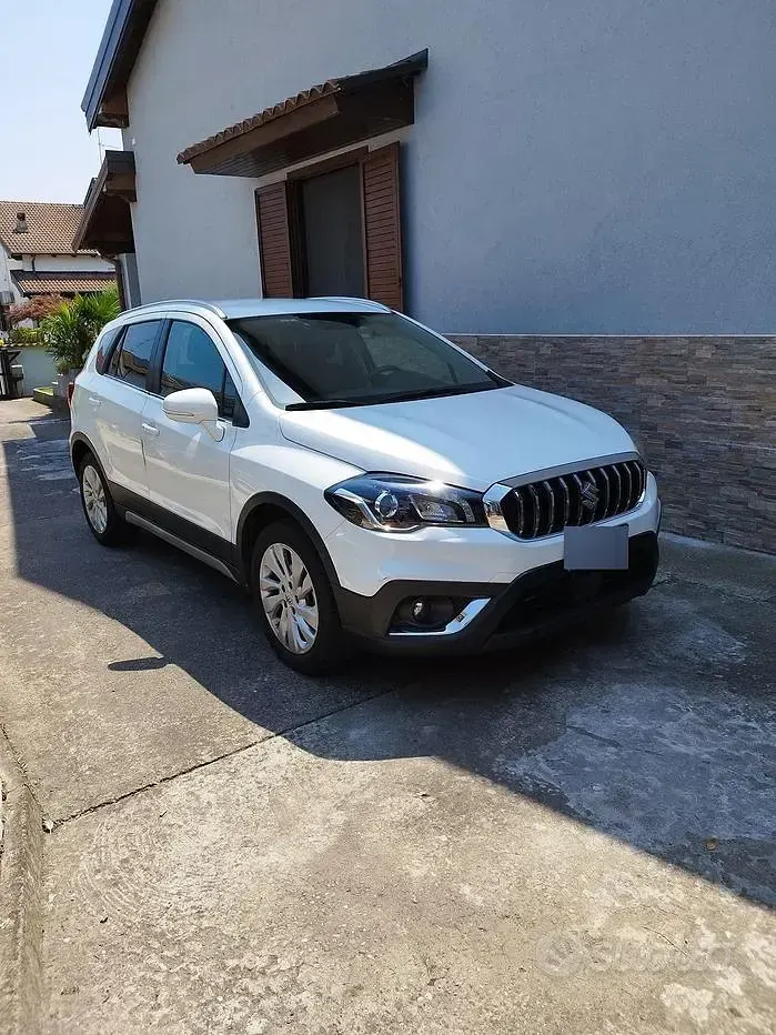 Usata Suzuki SX4 Cool 111 CV (81 kW) 2018 Bianco Monovolume