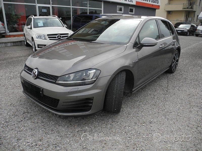Usata VW Golf VII GTD 184 CV (135 kW) 2017 Grigio Berlina