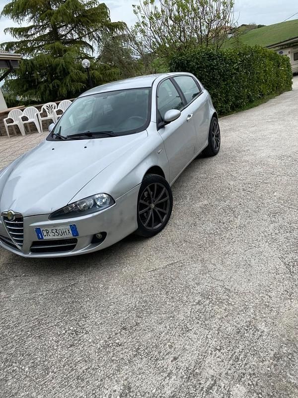 Usata Alfa Romeo 147 2004 Utilitaria