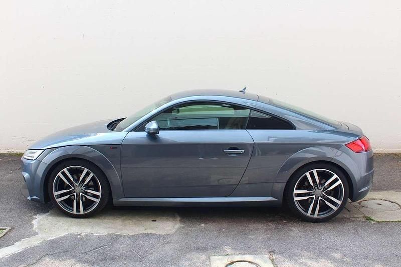 Usata Audi TT Ambiente 230 CV (169 kW) 2016 Coupé