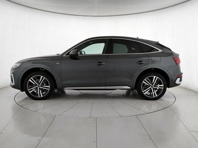 Usata Audi Q5 Sportback S-Line 299 CV (219 kW) 2022 Grigio daytona perla SUV