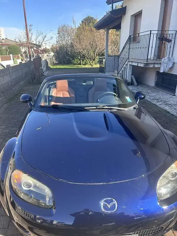 Usata Mazda MX5 High 126 CV (92 kW) 2009 Cabrio
