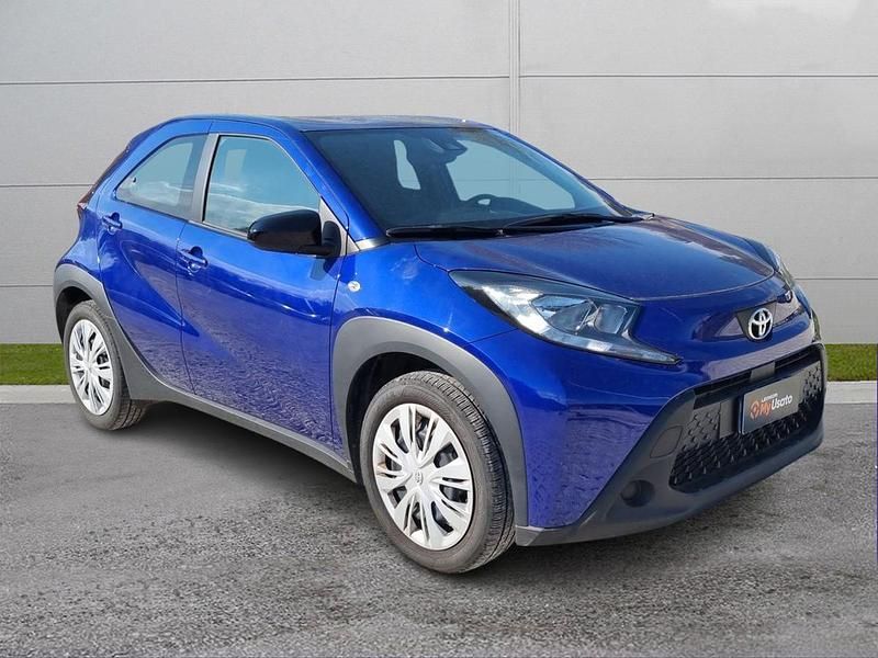 Usata Toyota Aygo X Active 72 CV (52 kW) 2025 Blu SUV