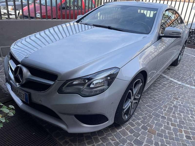 Usata 2015 Mercedes E220 Coupé | 15.500 € (Buon prezzo) - Immagine 1/4