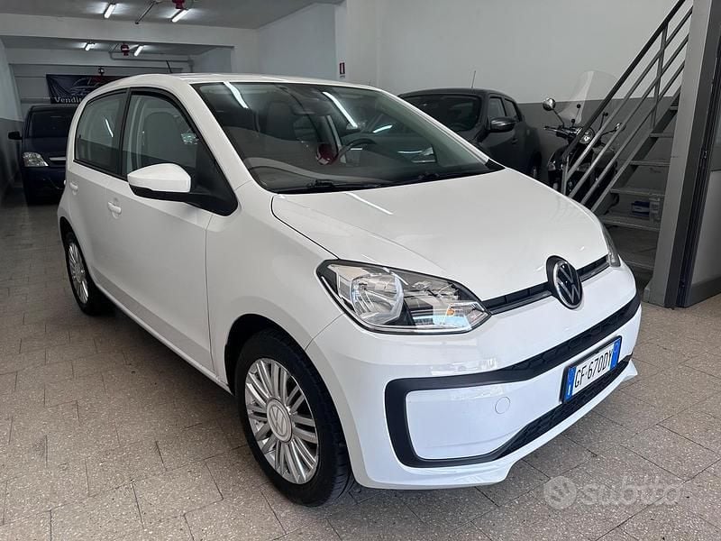 Usata VW up! Move 67 CV (49 kW) 2022 Bianco Utilitaria