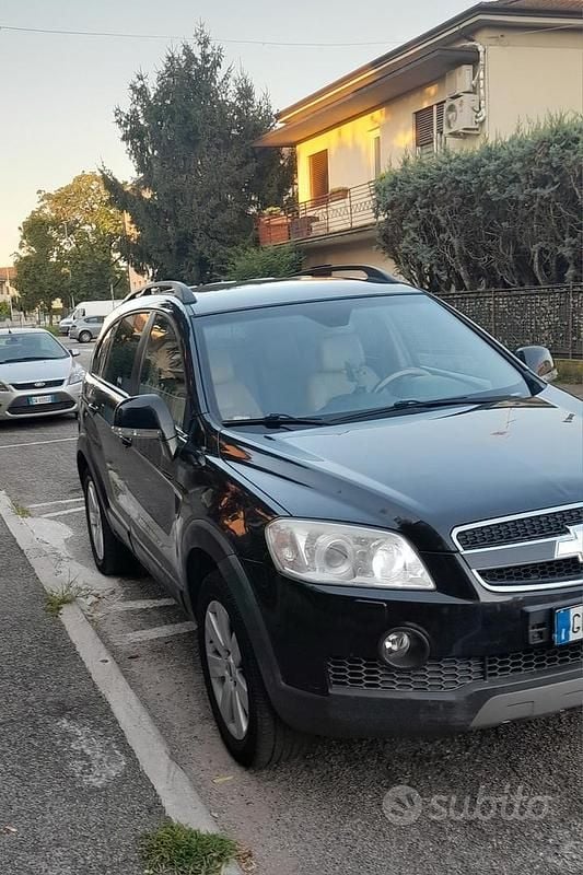 Usata Chevrolet Captiva 2009 Nero SUV