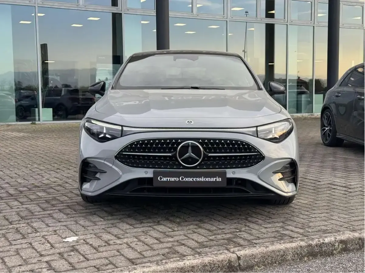 Nuova Mercedes CLA200 163 CV (119 kW) 2026 Alpinagrau unilack Berlina