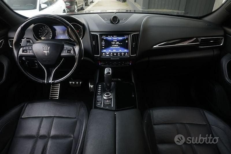 Usata Maserati Levante GranLusso 275 CV (202 kW) 2019 Nero SUV
