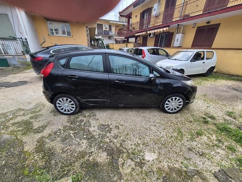 Usata Ford Fiesta 68 CV (50 kW) 2009 Utilitaria