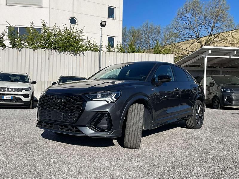 Usata Audi Q3 S-Line 150 CV (110 kW) 2025 Grigio SUV