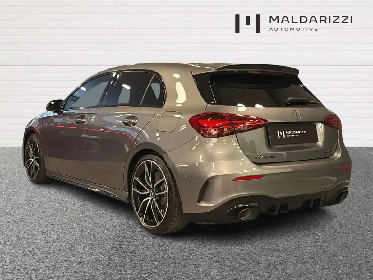 Usata Mercedes A35 AMG AMG Line Premium Plus 306 CV (225 kW) 2024 Grigio montagna Berlina