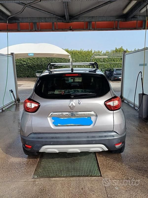 Usata Renault Captur 130 CV (95 kW) 2020 SUV