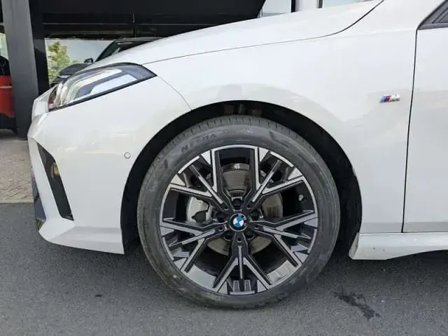 Occasion BMW 120 M Sport 170 ch (125 kW) 2025 Blanc Citadine