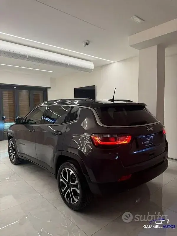 Usata Jeep Compass Limited 131 CV (96 kW) 2022 Grigio SUV