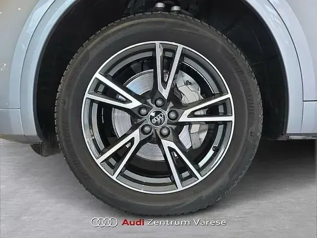 Usata Audi Q5 S-Line 204 CV (150 kW) 2024 Argento floret SUV