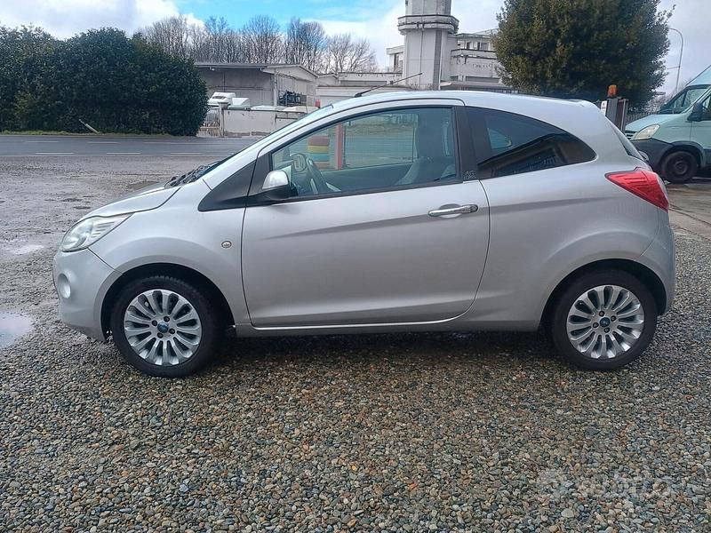 Usata Ford Ka 69 CV (50 kW) 2010 Grigio Utilitaria