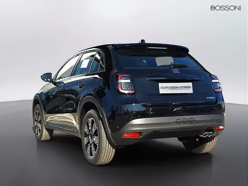 Usata Fiat 600 Icon 145 CV (106 kW) 2025 Nero SUV