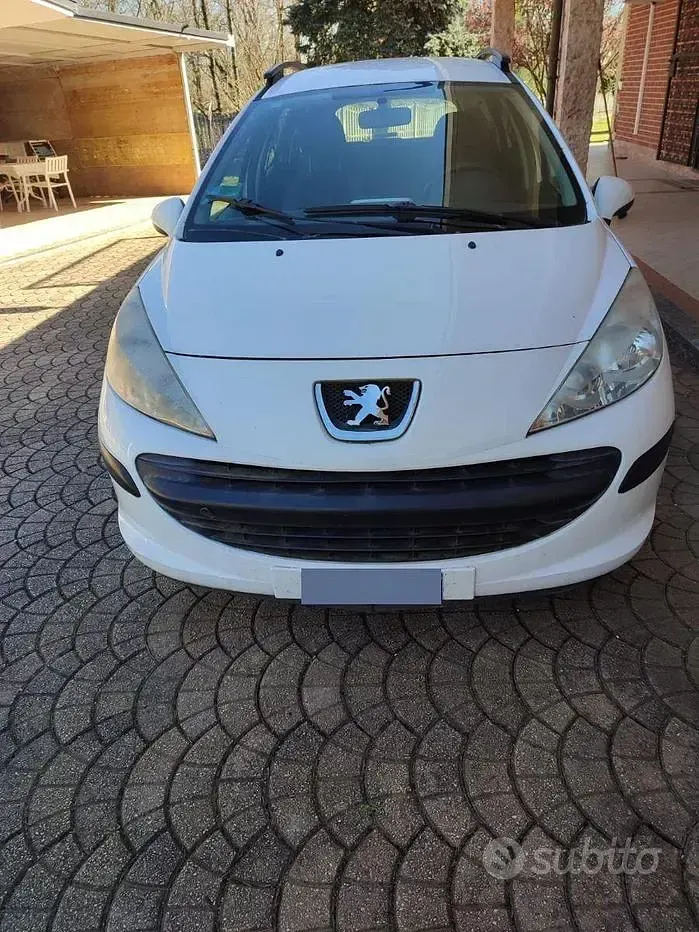 Usata Peugeot 207 73 CV (53 kW) 2009 Bianco Station wagon