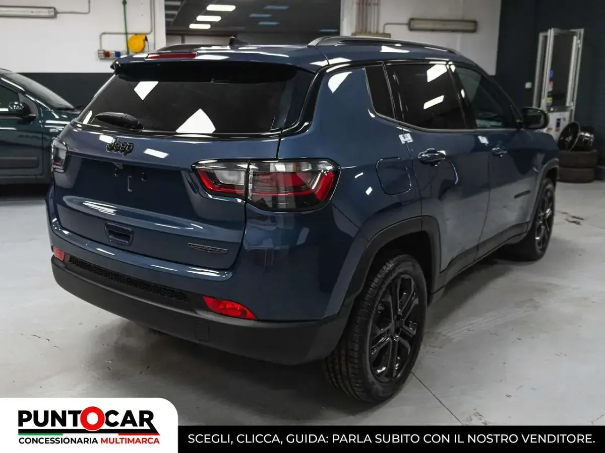 Usata Jeep Compass Night Eagle 131 CV (96 kW) 2023 Blu/azzurro SUV