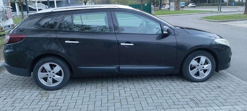 Usata Renault Mégane GrandTour Dynamique 110 CV (80 kW) 2010 Station wagon
