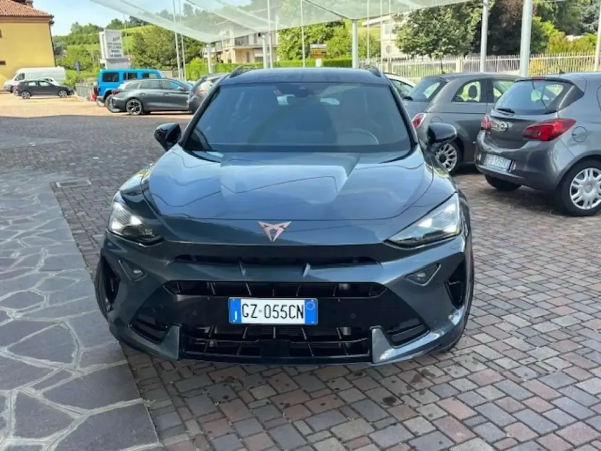 Usata Cupra Formentor 150 CV (110 kW) 2025 Grigio scuro SUV