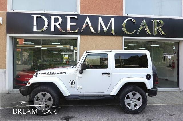 Usata Jeep Wrangler Sahara 200 CV (147 kW) 2011 Bianco perlato SUV
