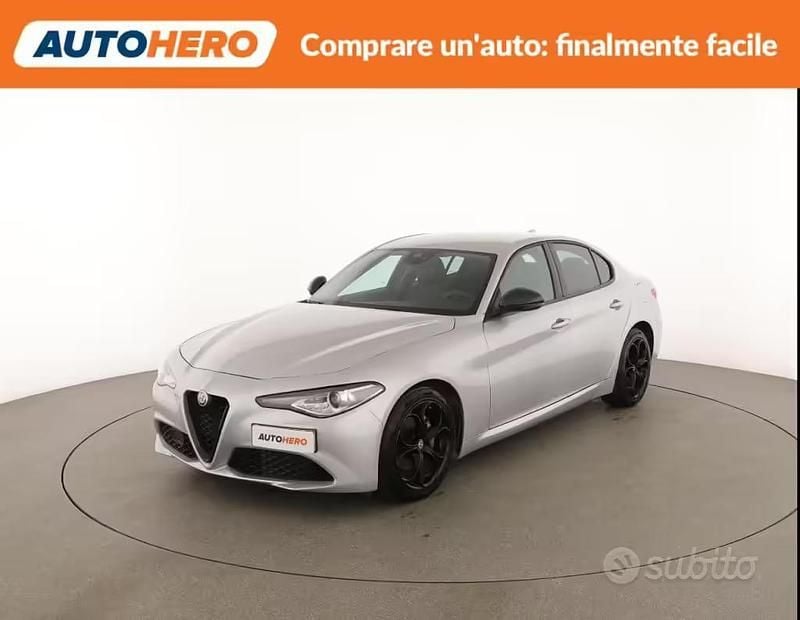 Usata Alfa Romeo Giulia Super 150 CV (110 kW) 2018 Grigio Berlina
