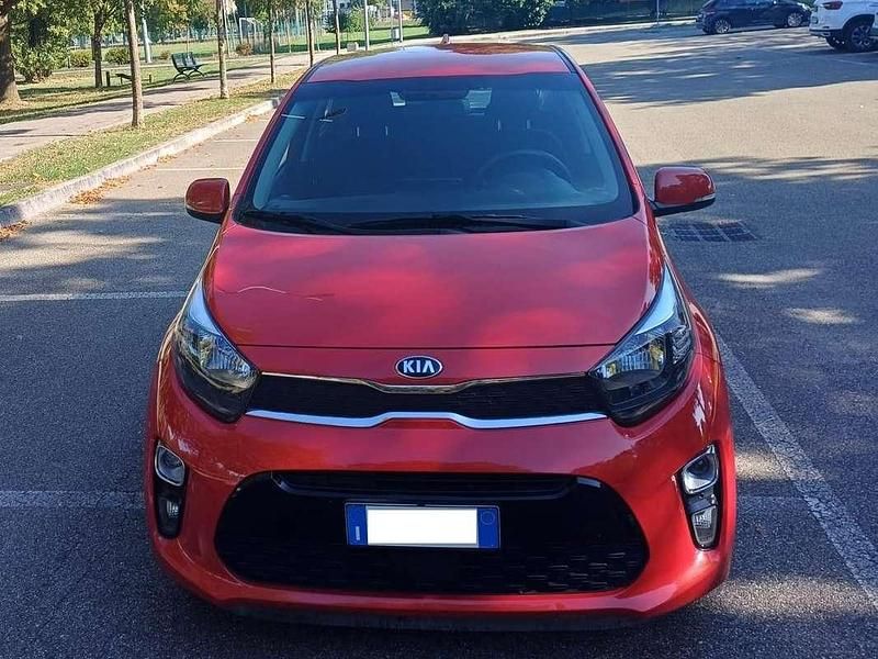 Rosso Usata 2020 Kia Picanto Comfort Due volumi | 10.300 € (Buon prezzo) - Immagine 1/4