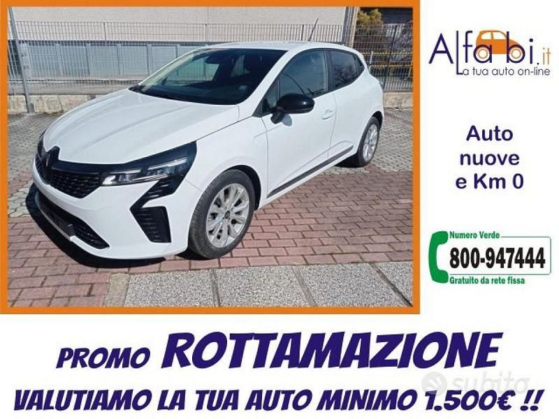 Usata Renault Clio V Evolution 90 CV (66 kW) 2025 Vari colori Berlina
