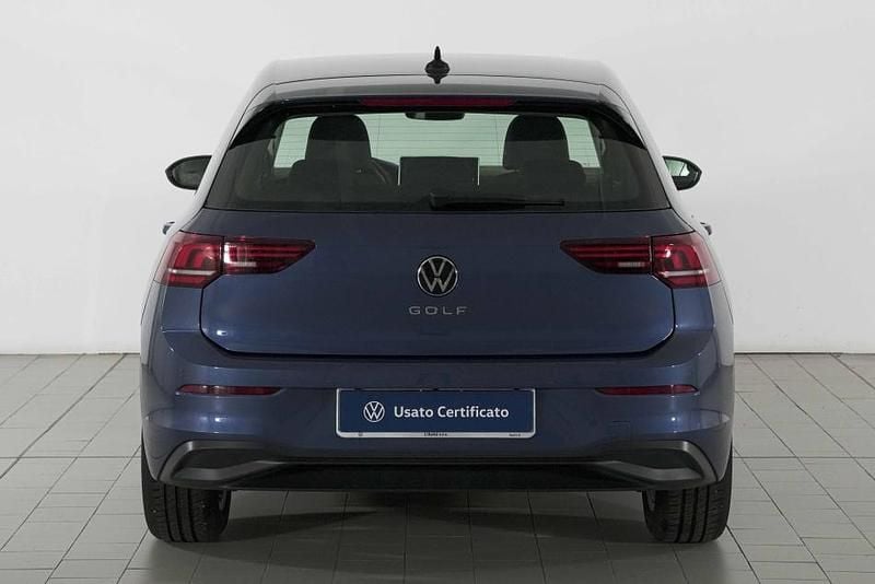 Usata VW Golf VIII Life 115 CV (84 kW) 2025