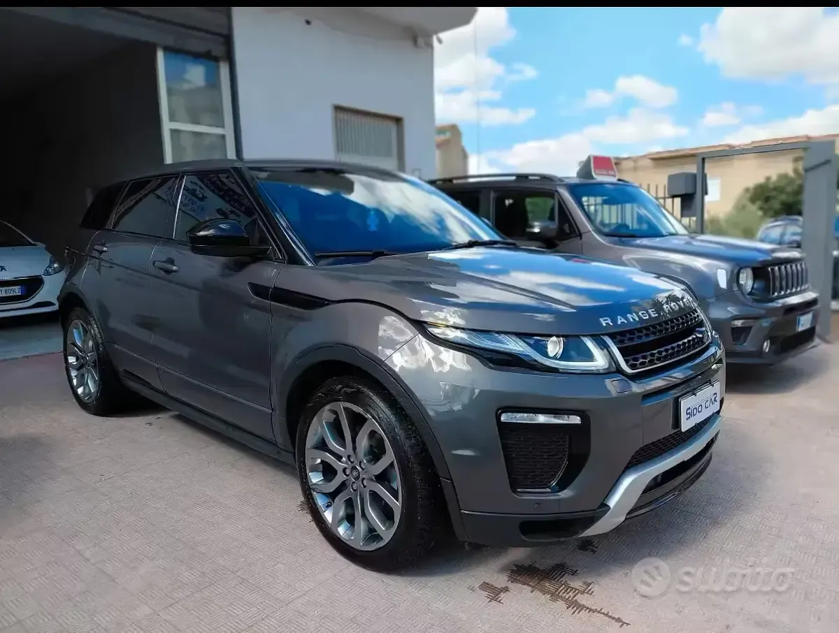 Usata Land Rover Range Rover evoque 150 CV (110 kW) 2018 Grigio Station wagon