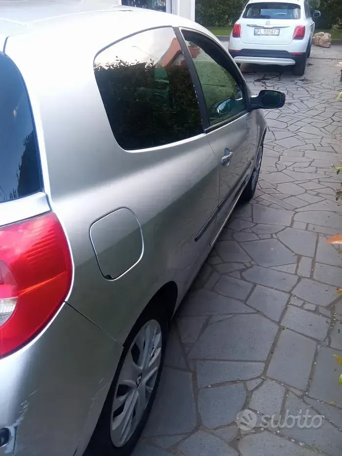 Usata Renault Clio II 2007 Grigio Utilitaria