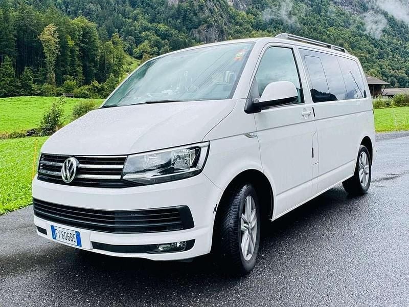 Usata VW Caravelle 150 CV (110 kW) 2019 Bianco Furgone