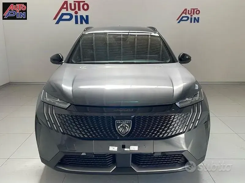 Usata Peugeot 5008 Allure 145 CV (106 kW) 2025 Other SUV